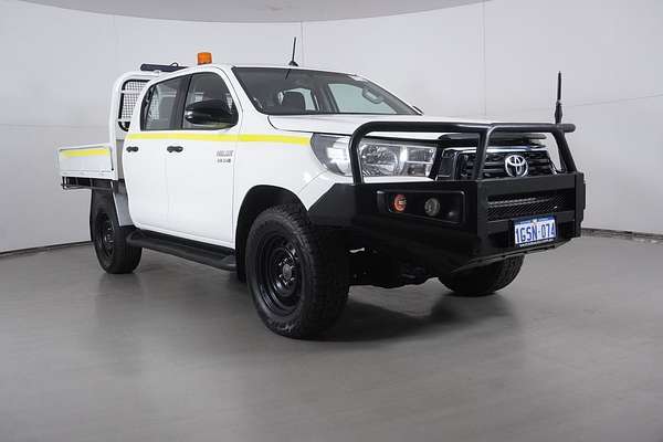 2019 Toyota Hilux SR (4x4)