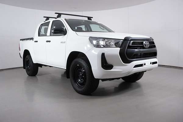 2022 Toyota Hilux Workmate (4x4)