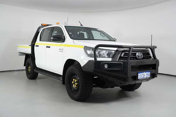 2021 Toyota Hilux SR (4x4)