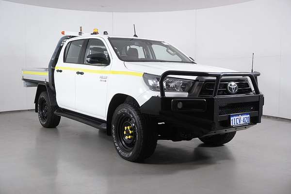 2021 Toyota Hilux SR (4x4)