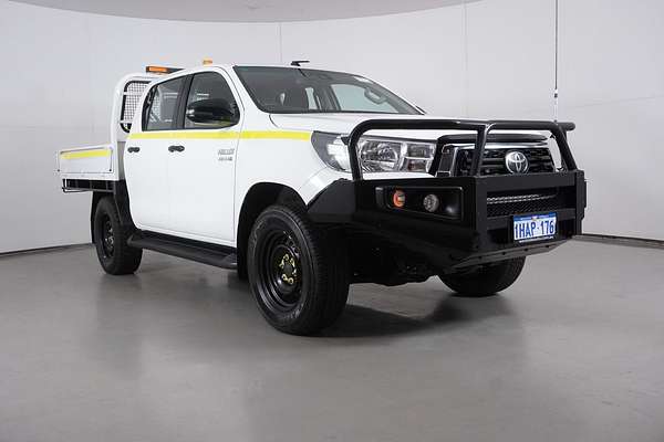 2020 Toyota Hilux SR (4x4)