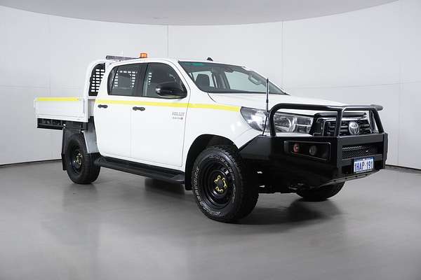 2020 Toyota Hilux SR (4x4)