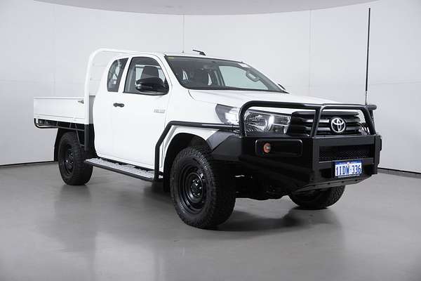 2018 Toyota Hilux Workmate (4x4)