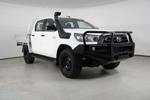 2021 Toyota Hilux SR (4x4)