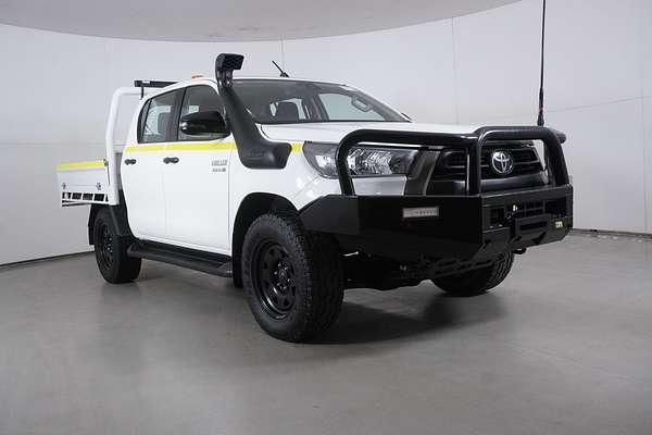 2021 Toyota Hilux SR (4x4)