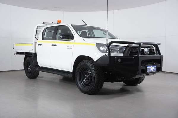 2021 Toyota Hilux SR (4x4)