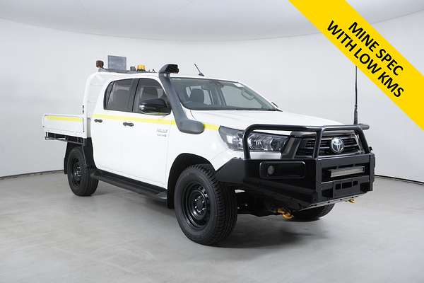 2021 Toyota Hilux SR (4x4)