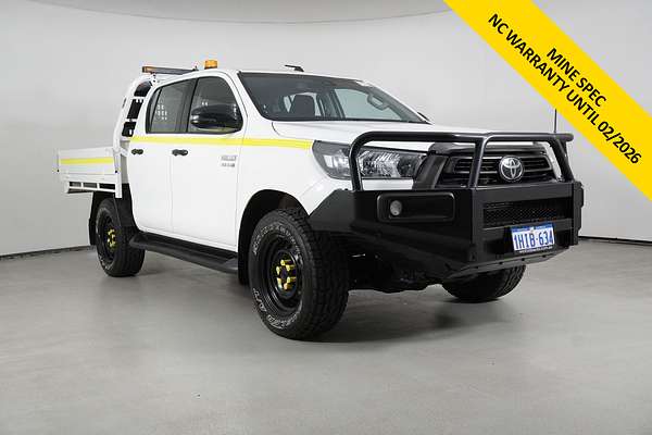 2021 Toyota Hilux SR (4x4)