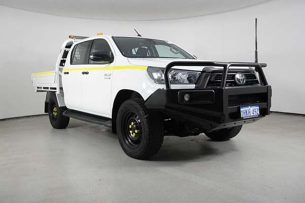 2021 Toyota Hilux SR (4x4)