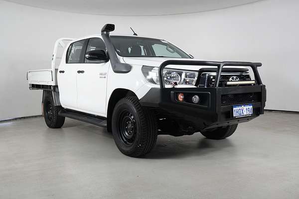 2018 Toyota Hilux SR (4x4)