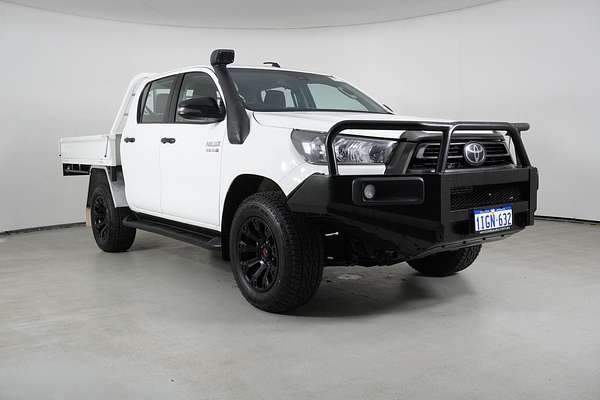 2021 Toyota Hilux SR (4x4)