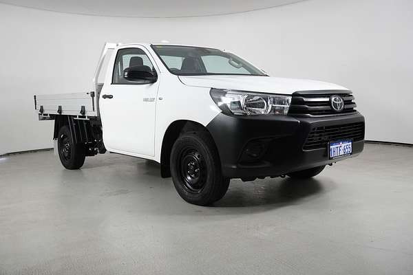 2023 Toyota Hilux Workmate (4x2)