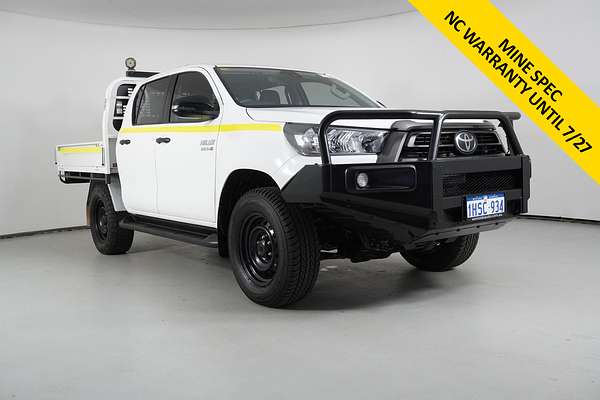 2022 Toyota Hilux SR (4x4)