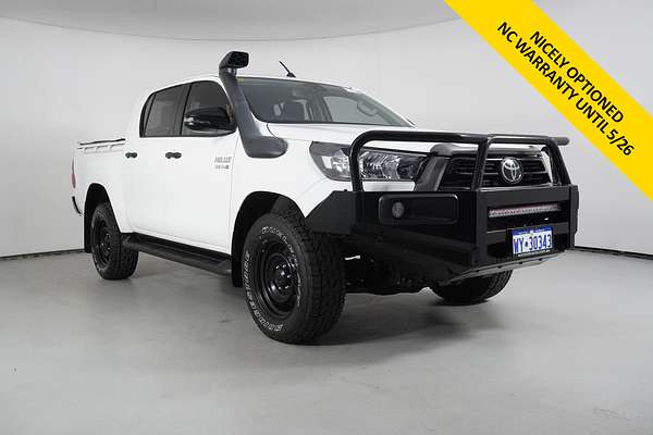 2021 Toyota Hilux SR (4x4)