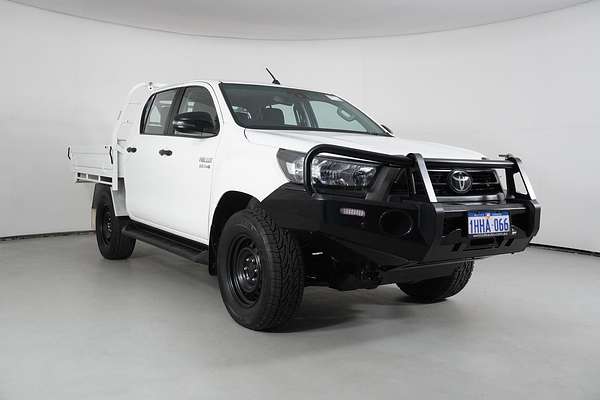 2021 Toyota Hilux SR (4x4)