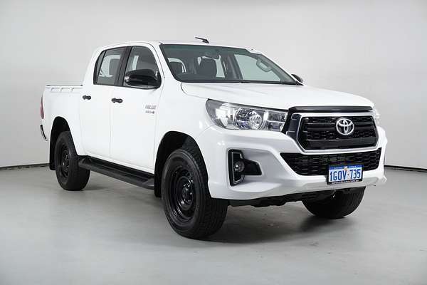 2018 Toyota Hilux SR (4x4)