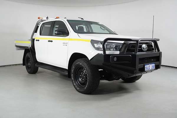 2021 Toyota Hilux SR (4x4)