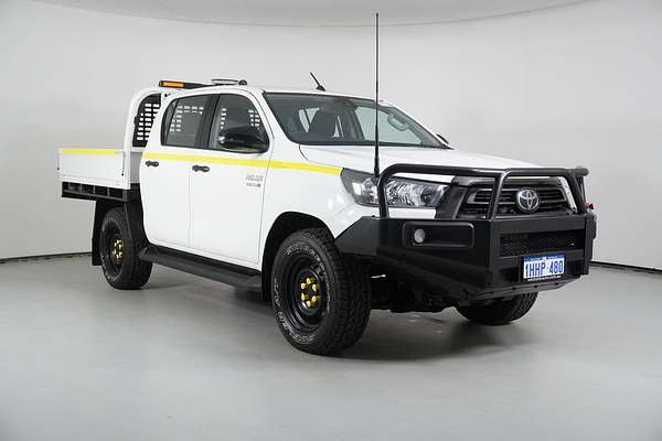 2020 Toyota Hilux SR (4x4)