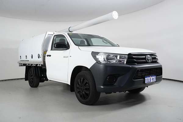 2022 Toyota Hilux Workmate (4x2)