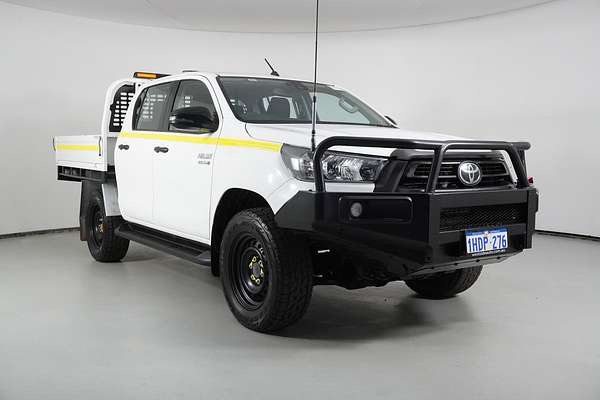 2020 Toyota Hilux SR (4x4)