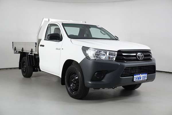 2023 Toyota Hilux Workmate (4x2)