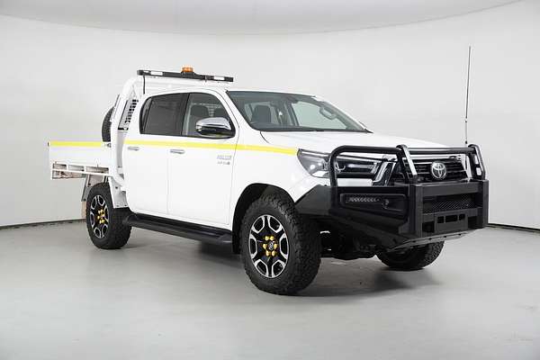 2021 Toyota Hilux SR5 (4x4)