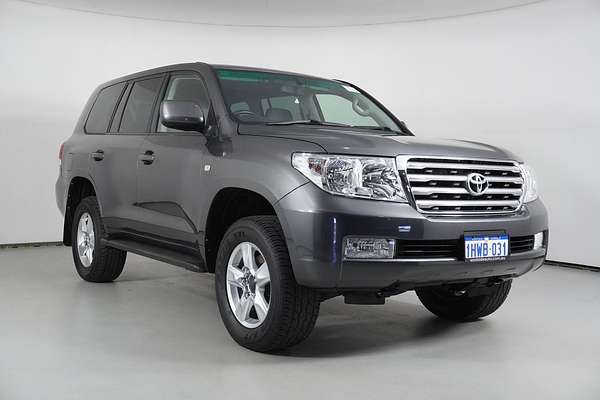 2011 Toyota Landcruiser VX (4x4)