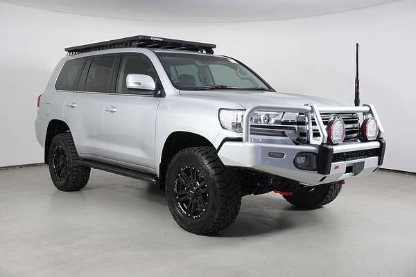 2021 Toyota Landcruiser LC200 VX (4x4)