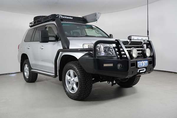 2012 Toyota Landcruiser Sahara (4x4)