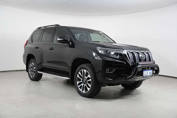 2022 Toyota Landcruiser Prado VX