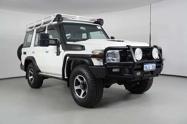 2018 Toyota Landcruiser Workmate (4x4)