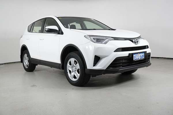 2016 Toyota RAV4 GX (2WD)