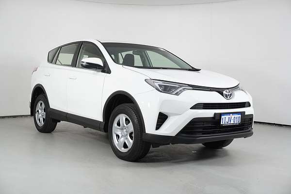 2017 Toyota RAV4 GX (2WD)