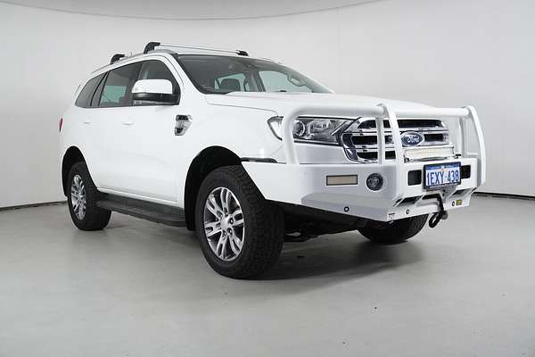 2015 Ford Everest Trend