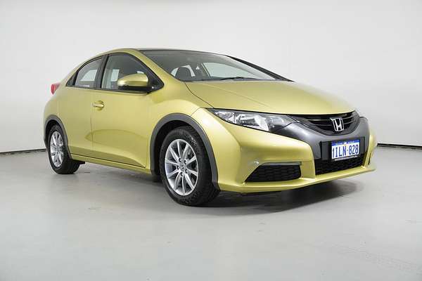 2012 Honda Civic VTi-S