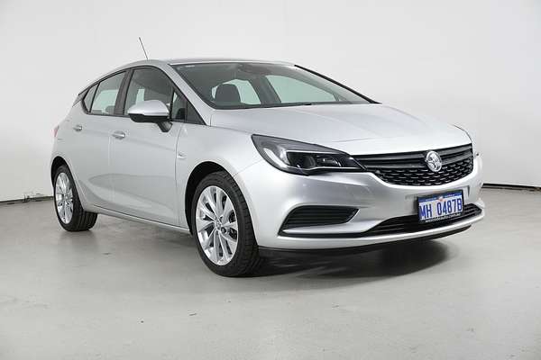 2018 Holden Astra R