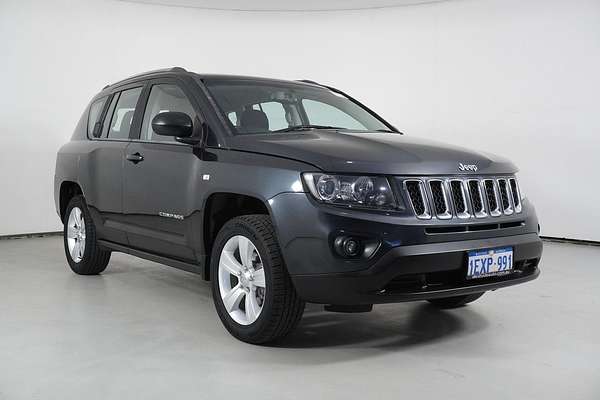 2015 Jeep Compass Sport (4x2)