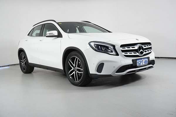 2017 Mercedes-Benz GLA180