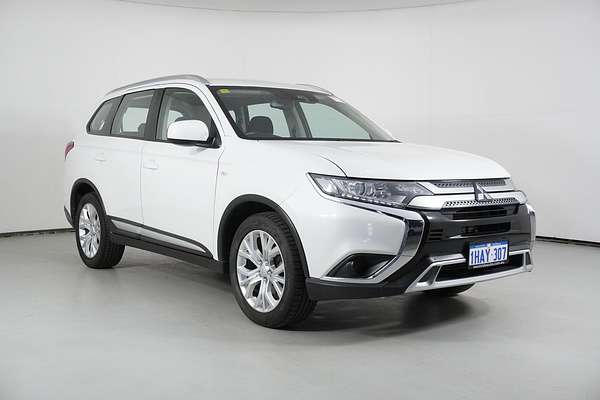 2020 Mitsubishi Outlander ES 7 Seat (2WD)