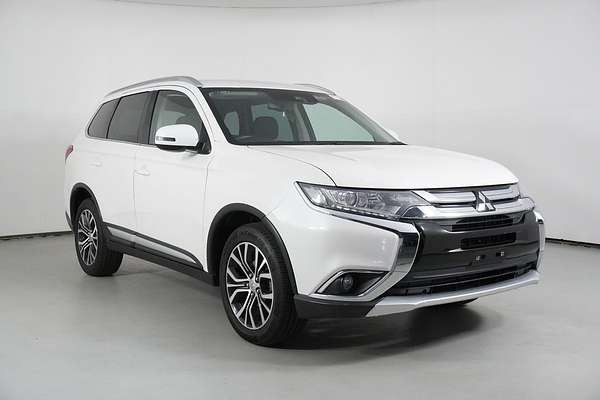 2018 Mitsubishi Outlander LS 7 Seat (AWD)