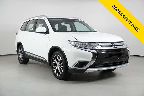 2018 Mitsubishi Outlander ES ADAS 5 Seat (2WD)