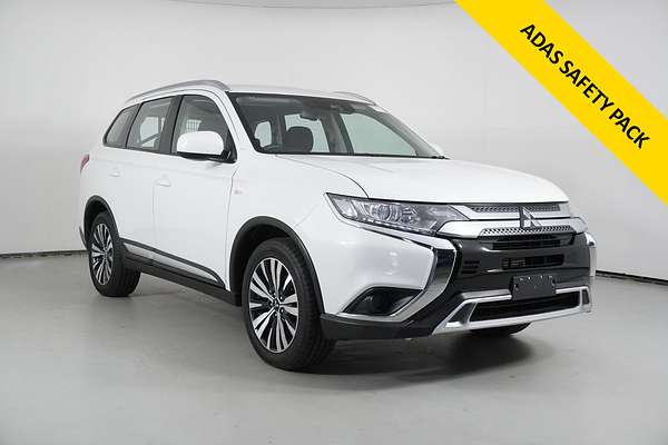 2018 Mitsubishi Outlander ES ADAS 5 Seat (2WD)