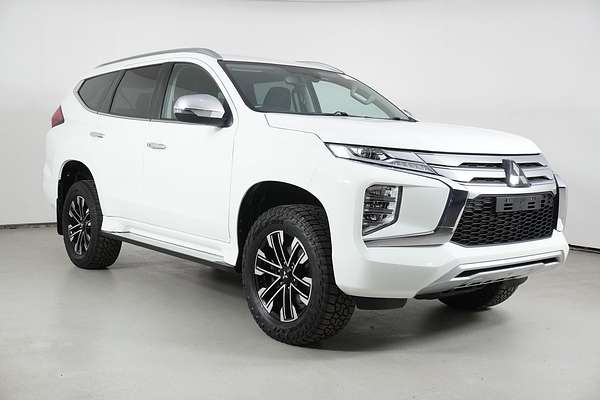 2021 Mitsubishi Pajero Sport GLS (4x4) 7 Seat