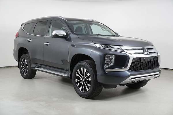 2022 Mitsubishi Pajero Sport GLS (4WD) 7 Seat