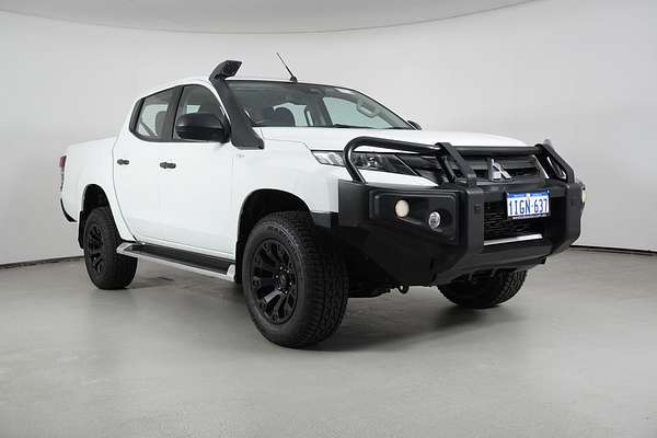 2020 Mitsubishi Triton GLX Plus (4x4)