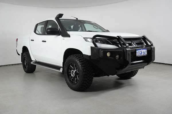 2019 Mitsubishi Triton GLX Plus (4x4)