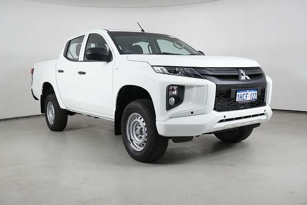 2019 Mitsubishi Triton GLX (4x4)