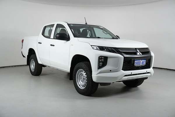 2019 Mitsubishi Triton GLX (4x4)