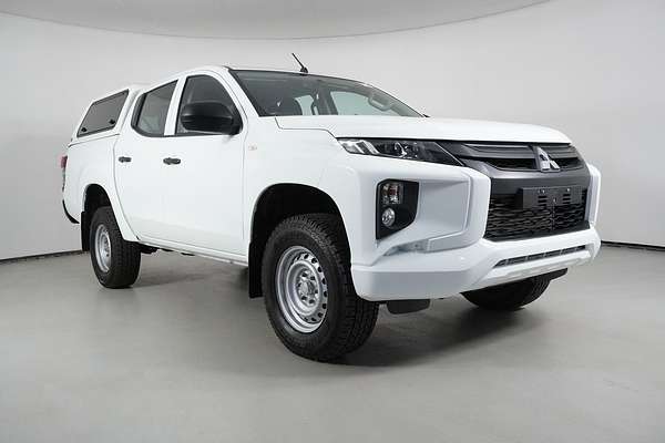 2019 Mitsubishi Triton GLX (4x4)