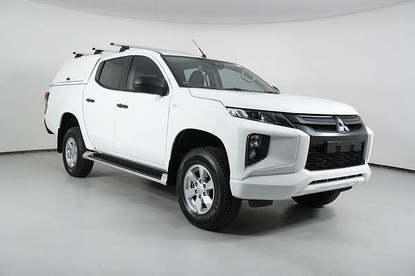 2020 Mitsubishi Triton GLX (4x4)